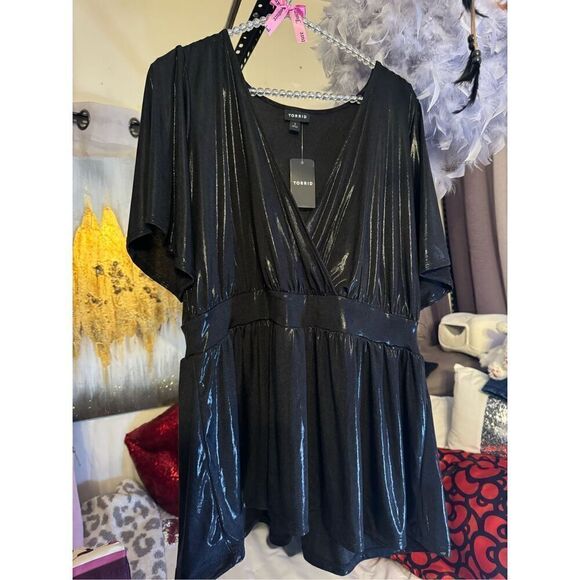 Torrid size 1x/xl surplus liquid shine peplum babydoll top shirt nwt - Picture 3 of 6